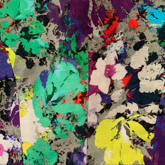 Liliya Ziano Zip Jacket - Picture 7 of 8